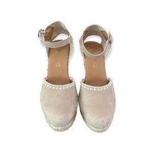 Paseart Taupe Suede Espadrilles Wedges | Shoes | Size 38/7.5 Made in Spain.